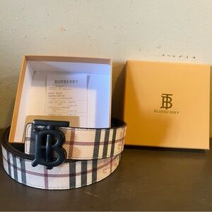 Burberry Beige and Black Checkered Belt with black logo buckle